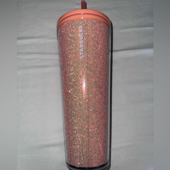 Starbucks Disney Cup - Picture 4 of 5